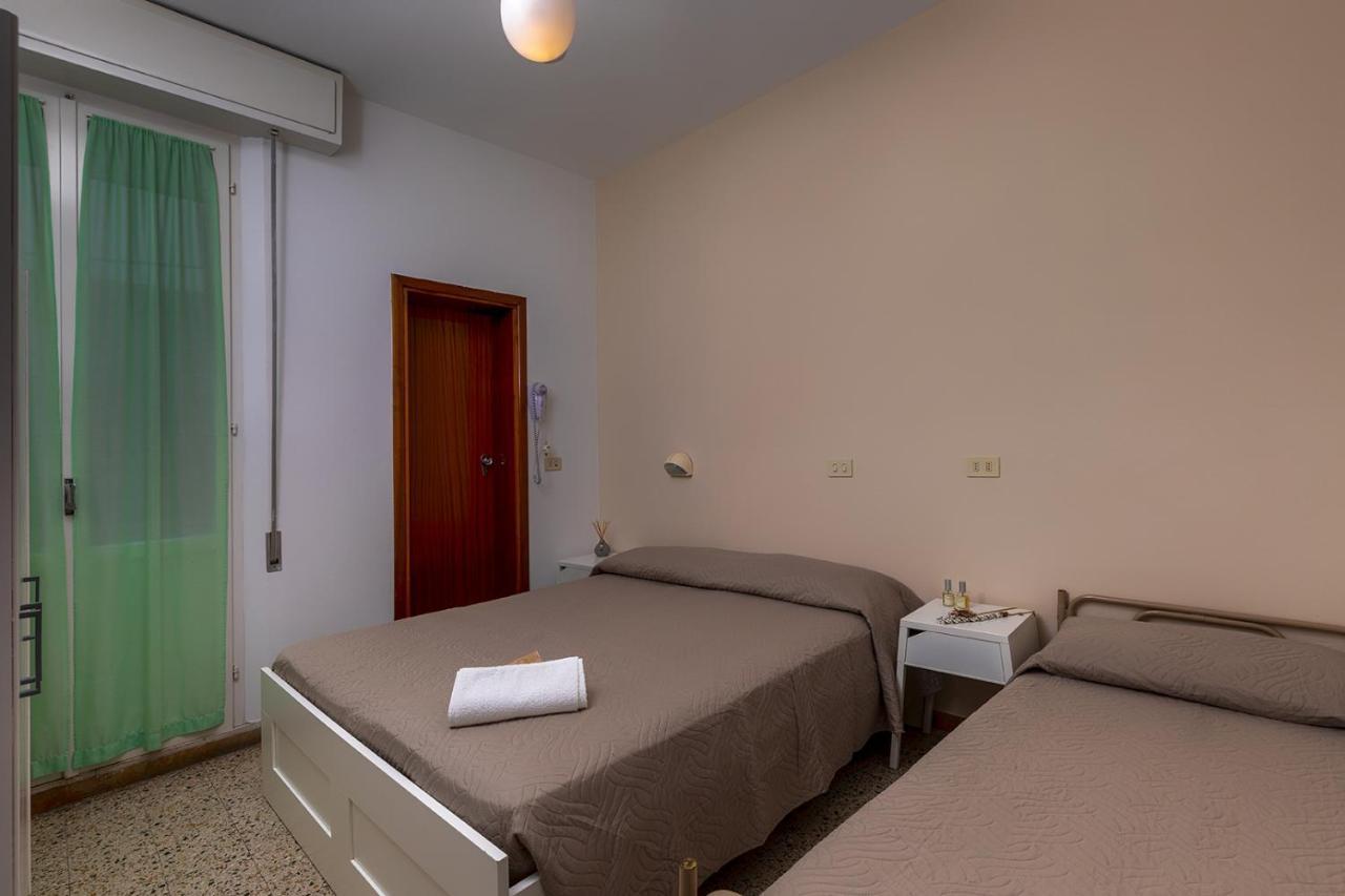 Albergo Gloria بيلاريا-إيجيا مارينا المظهر الخارجي الصورة